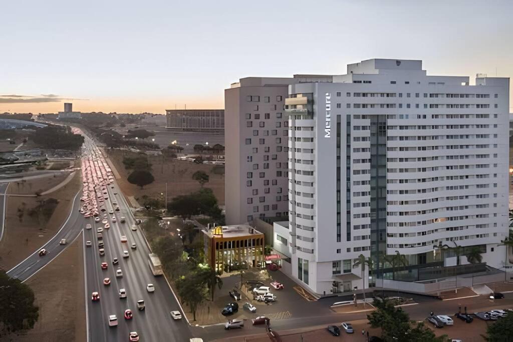 Hp02 Flat Particular No Mercure Apart-Hotel Brasilia Exterior photo